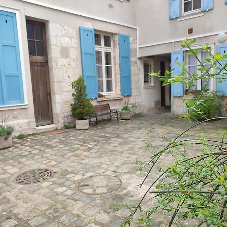 Le Gite De La Cathedrale Apartment Chartres Ngoại thất bức ảnh